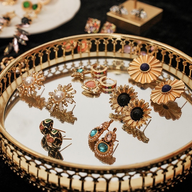Fashion Y Vintage - New Hot Vintage Retro Style Earrings