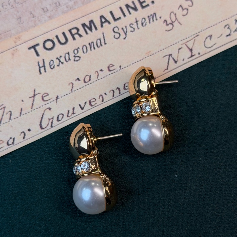 Vintage Fashion Jewelry Brands - Vintage White Pearl Rhinestone Earrings Antique