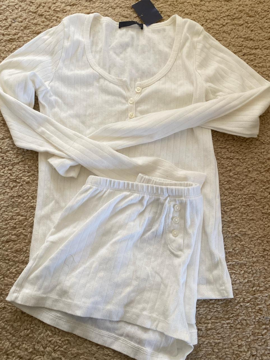 Vintage Fashion T Shirts - Sweet Eyelet Buttons Long Sleeve T-shirt