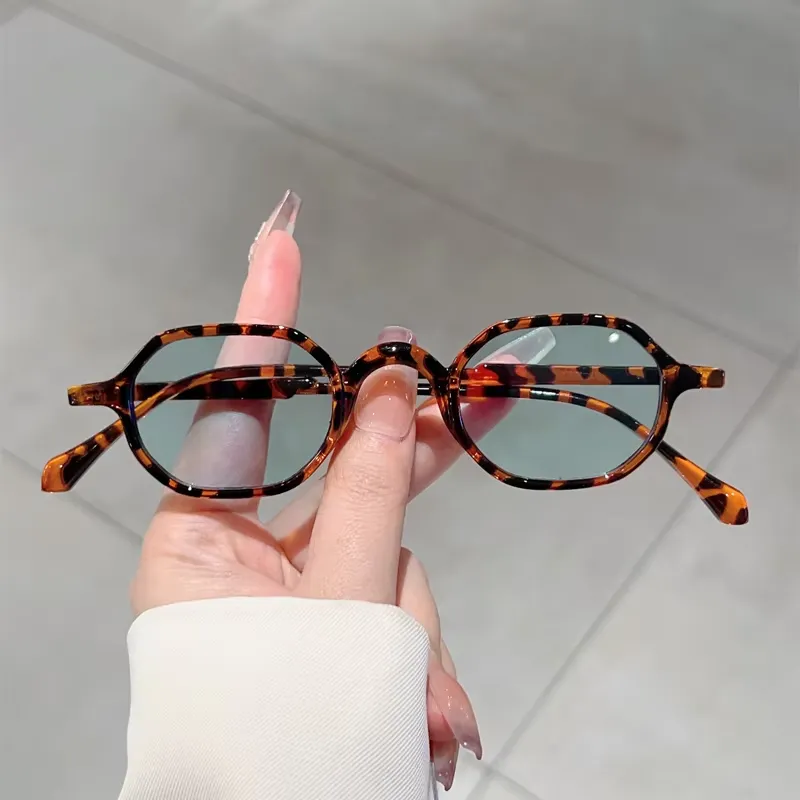 KAMMPT Vintage Oval Sunglasses - Vintage Fashion Style Men のレビューと価格