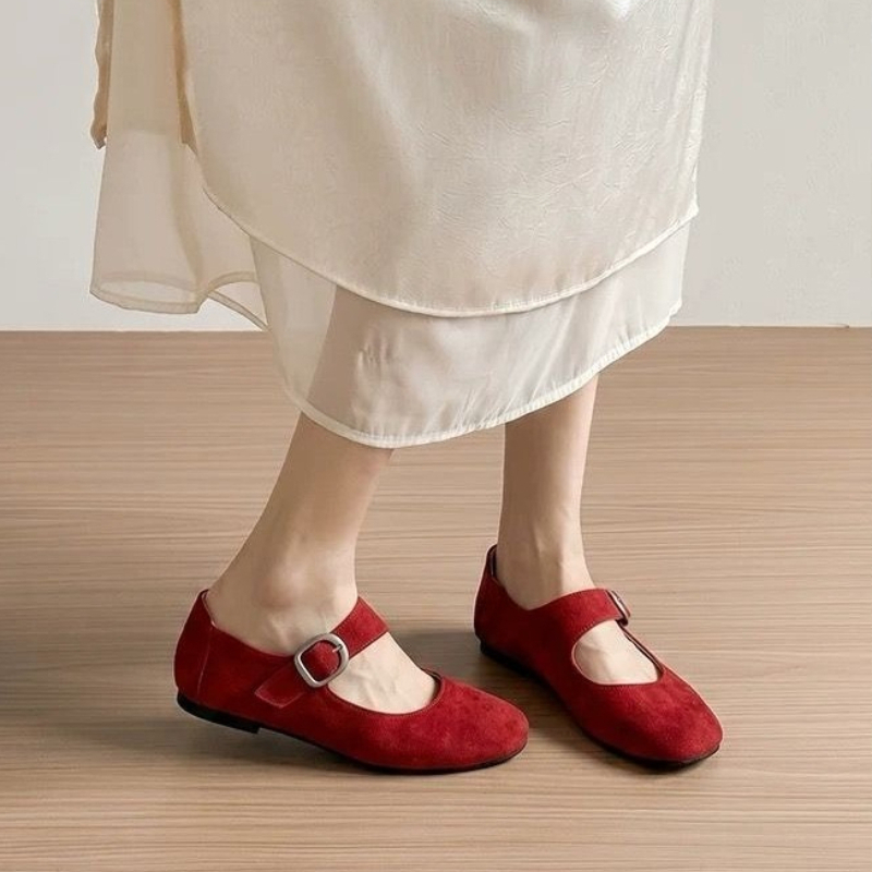 Vintage Style Mary Jane Shoes  - Vintage Fashion In 2026 のレビューと価格