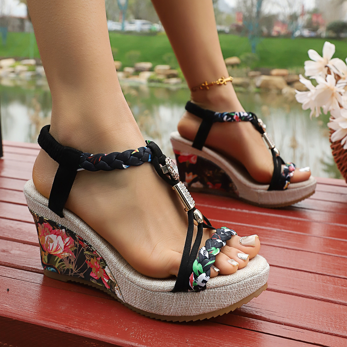 Vintage Rivet Decor Wedge Sand - Vintage Fashion In 2026 のレビューと価格