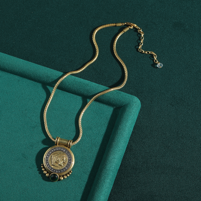 Head Ancient Coin Pendant Chok - Vintage Fashion Jewelry Brands のレビューと価格