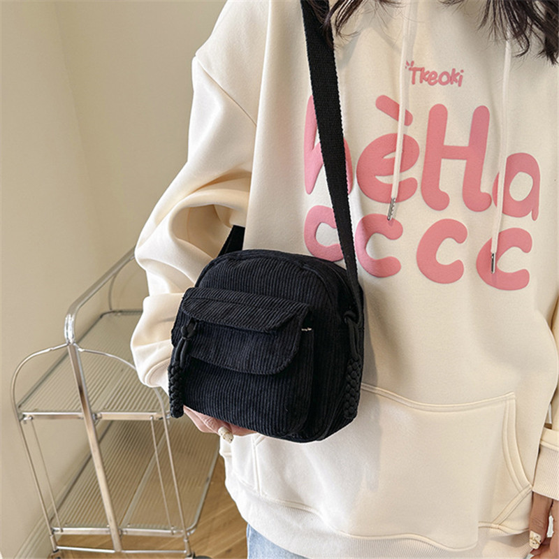 Vintage Corduroy Crossbody Bag - Vintage Fashion Patterns のレビューと価格