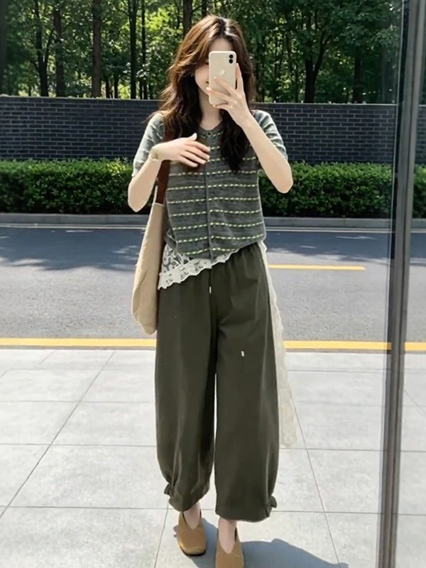White Vintage Hong Kong Style  - Vintage Fashion Hong Kong のレビューと価格