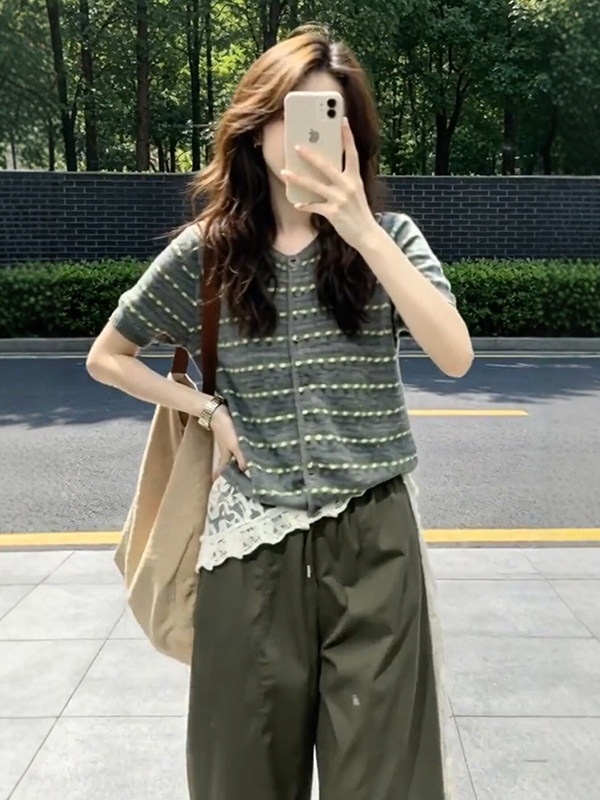 White Vintage Hong Kong Style  - Vintage Fashion Hong Kong のレビューと価格