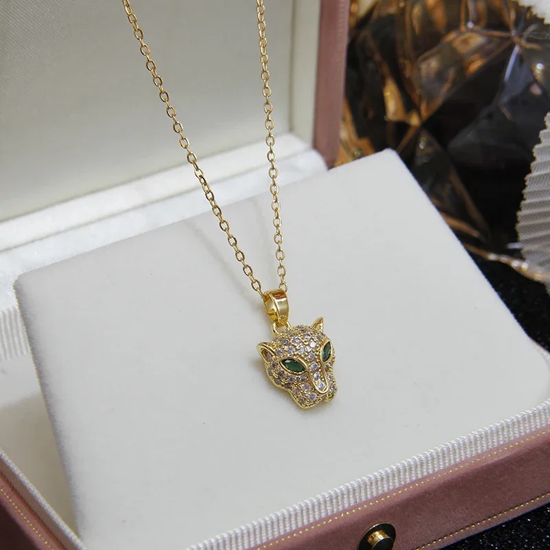 Classical Crystal Leopard Pend - Vintage Fashion Jewelry Brands のレビューと価格