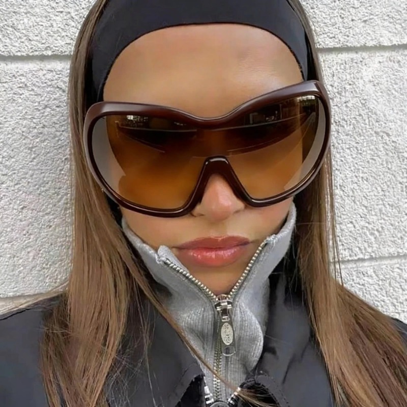 One Piece Oversized Y2K Sungla - Vintage Fashion Pieces のレビューと価格