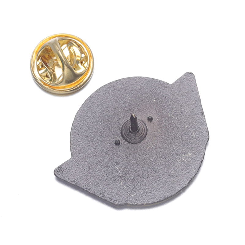 Yakuza Goro Majima Enamel Pins - Vintage Fashion Game のレビューと価格