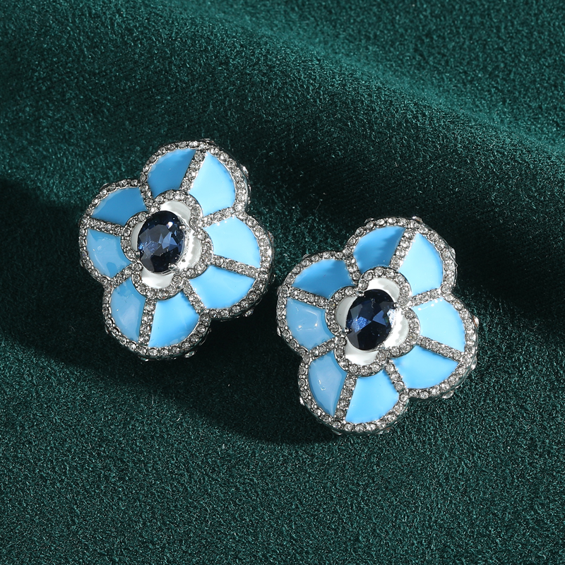 Vintage Four Leaves Blue Stud  - Vintage Fashion Jewelry Brands のレビューと価格