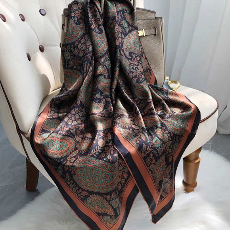 Paisley Print Square Scarf Vin - Vintage Fashion Patterns のレビューと価格